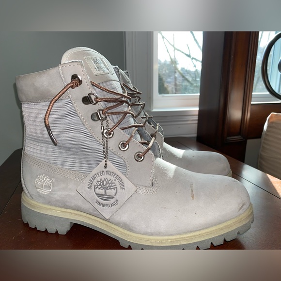 Timberlands sz10 - Picture 3 of 5